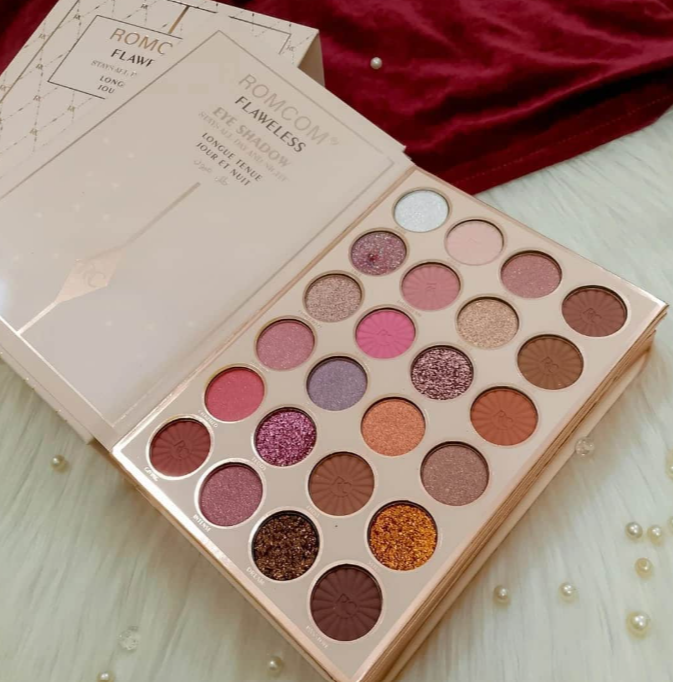 RomCom 5 in 1 Makeup Book