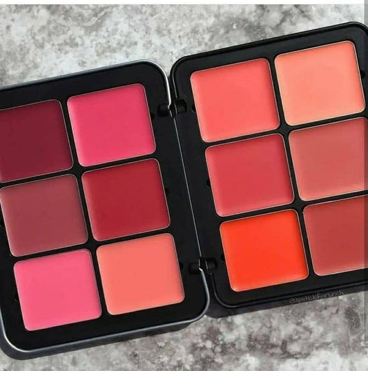 Carla Secret Creamy Blush Palette