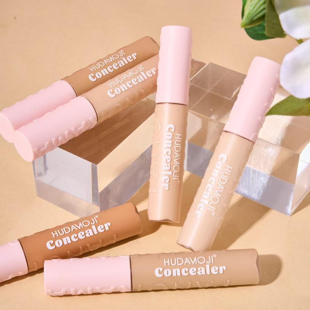HudaMoji Concealer